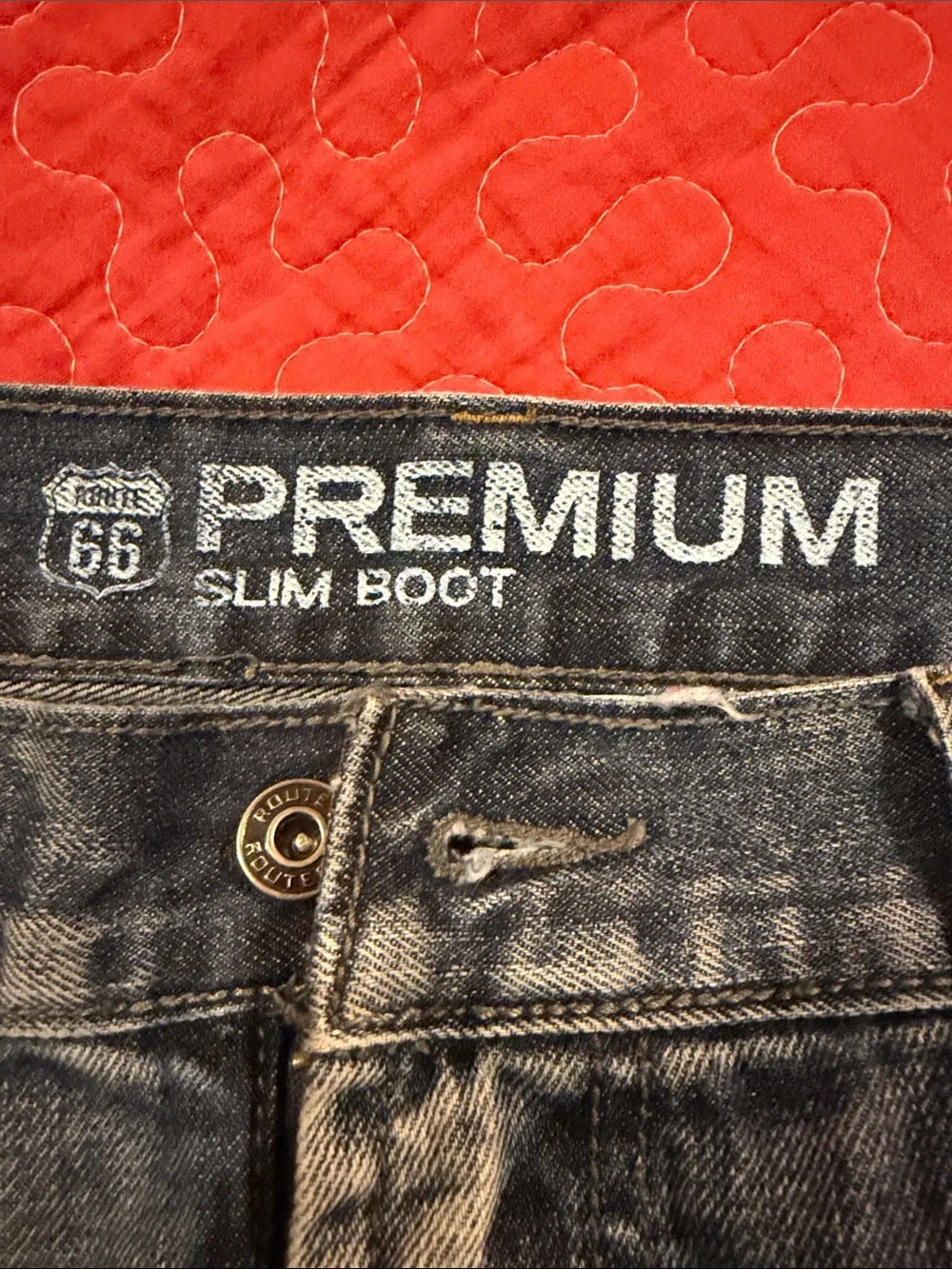 Route 66 Men's Medium Blue Straight Jeans with Distressed Back Pocket